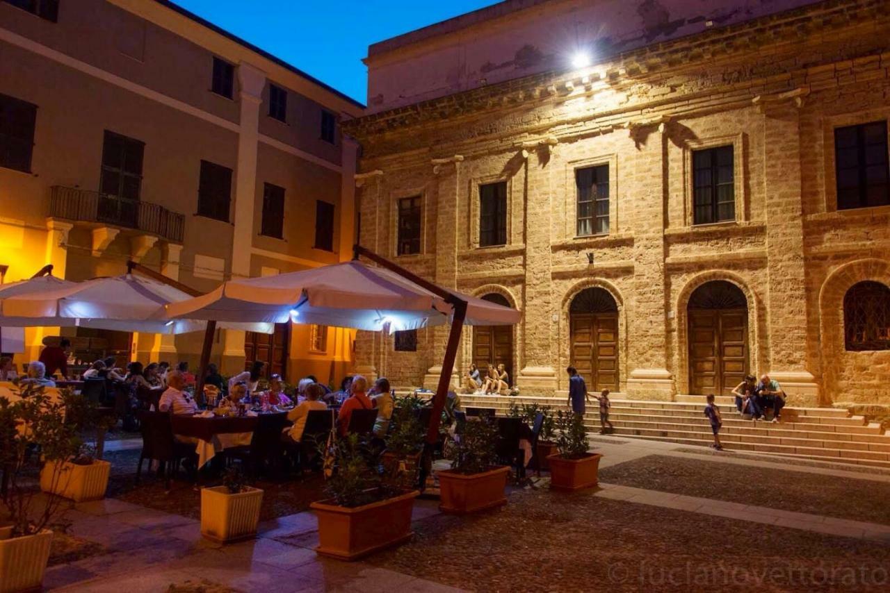 Alghero Old Town Apartment Steps To Sea And Scenic Ramparts Buitenkant foto