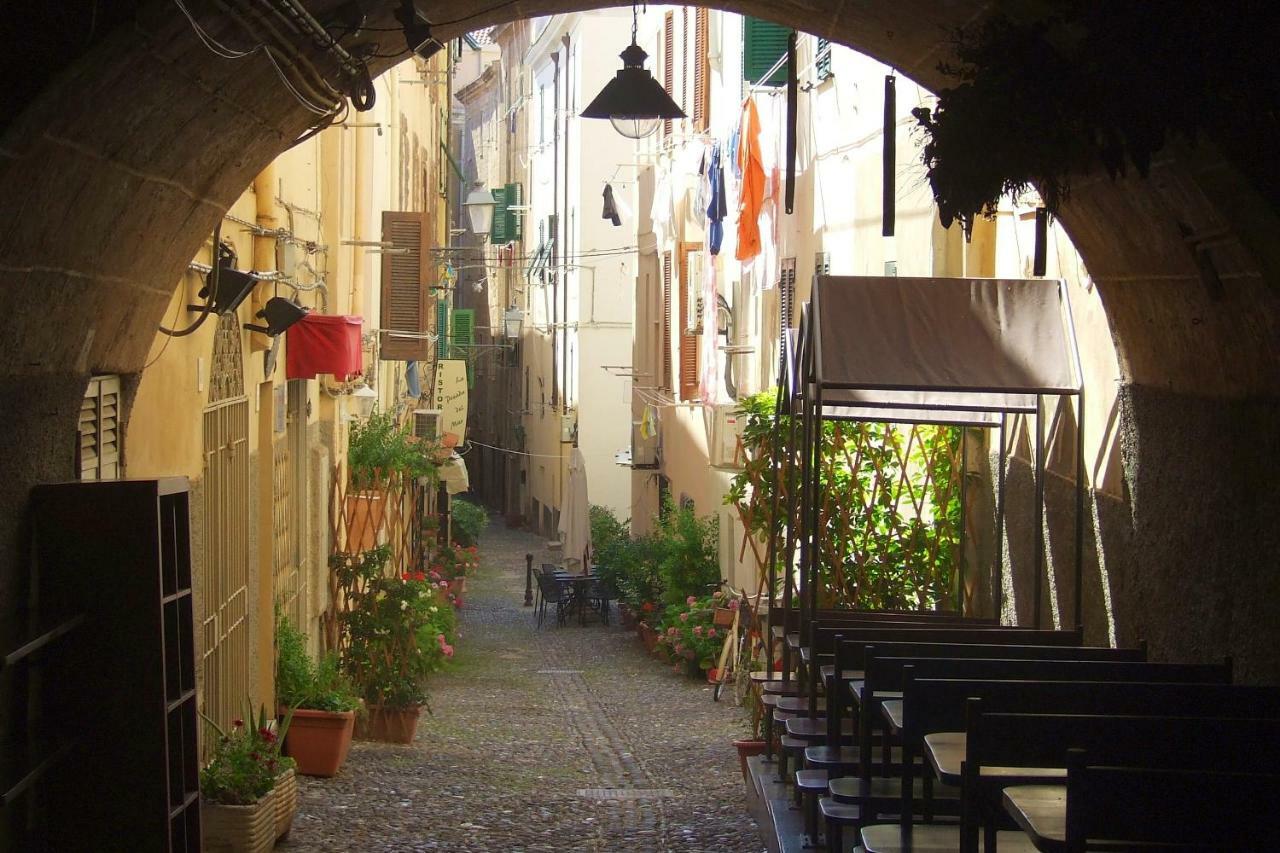 Alghero Old Town Apartment Steps To Sea And Scenic Ramparts Buitenkant foto